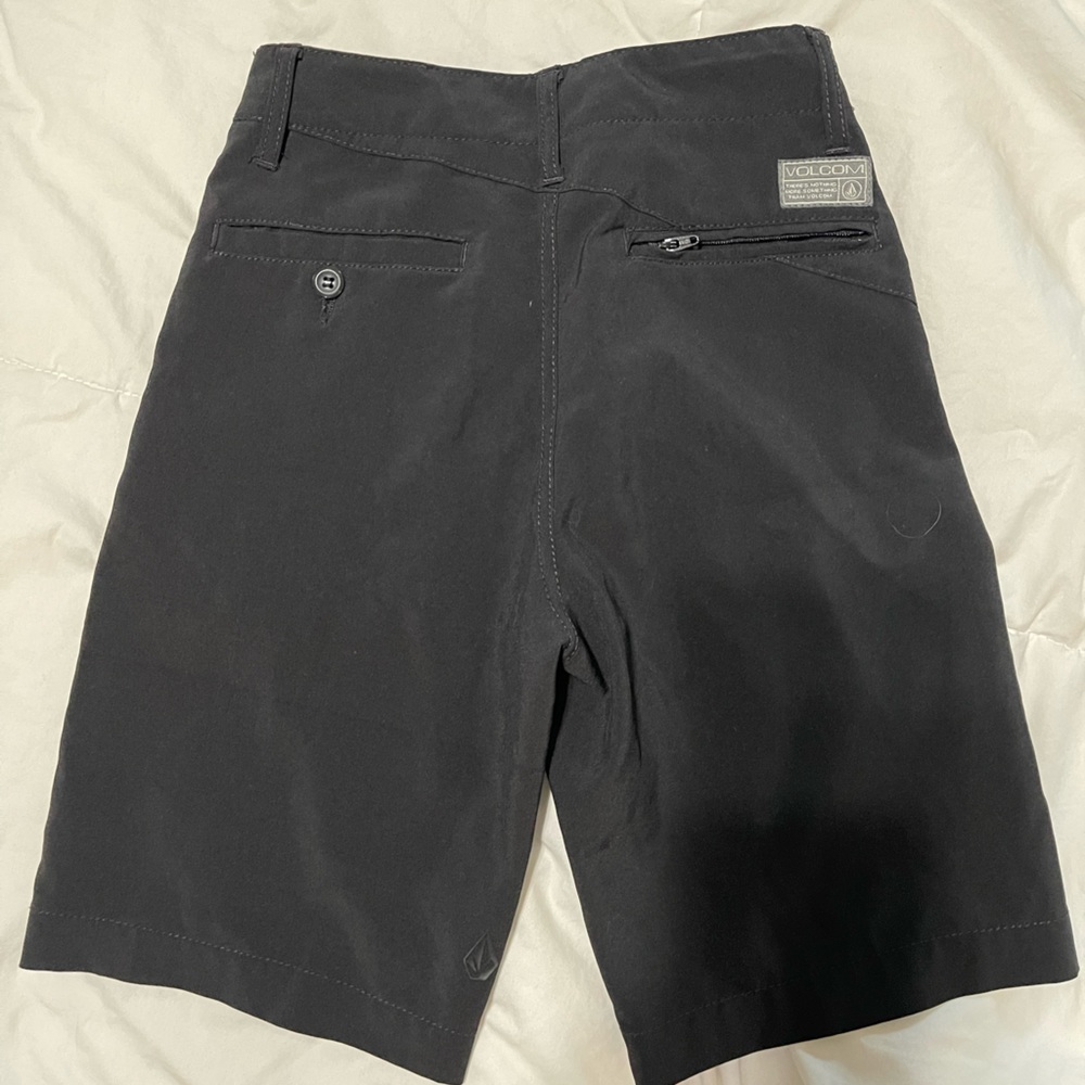 Volcom boys black shorts